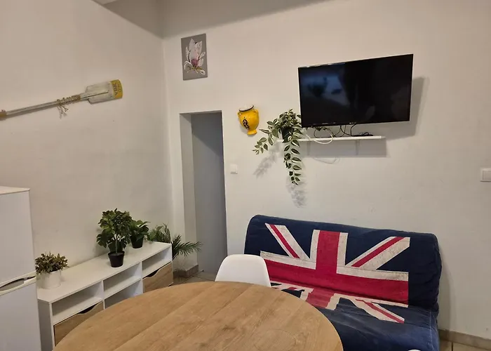 Appartement 4 Voyageurs Avec Terrasse Et Wifi