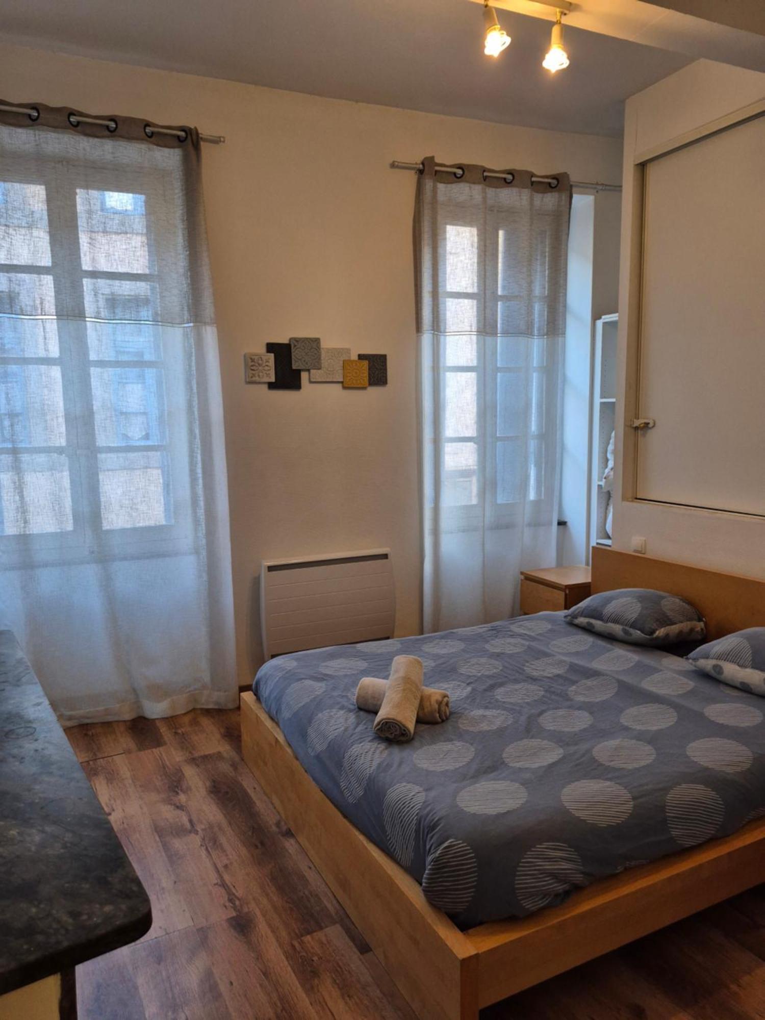 4 Voyageurs Avec Terrasse Et Wifi Appartement Carcassonne